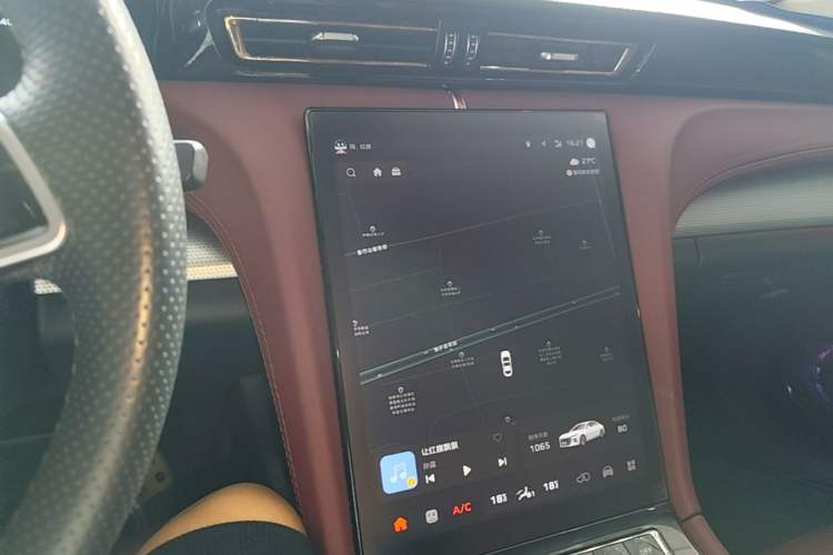 Used Hongqi H5 2023 1.5T DCT Smart Connect Flagship Edition Audio And AC Panel