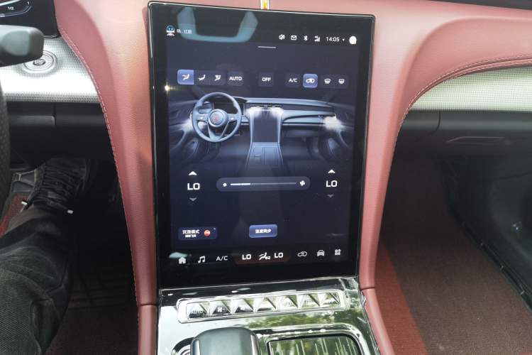 Used Hongqi H5 2023 1.5T DCT Smart Connect Flagship Edition Audio And AC Panel