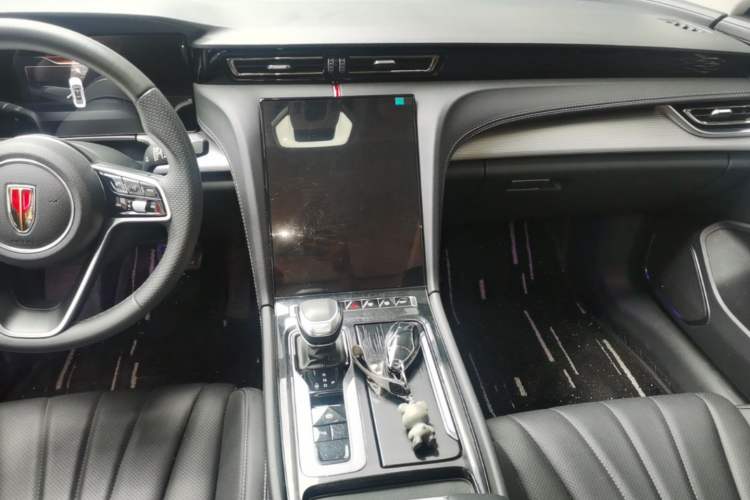 Used Hongqi H5 2023 1.5T DCT Smart Connect Flagship Edition Audio And AC Panel