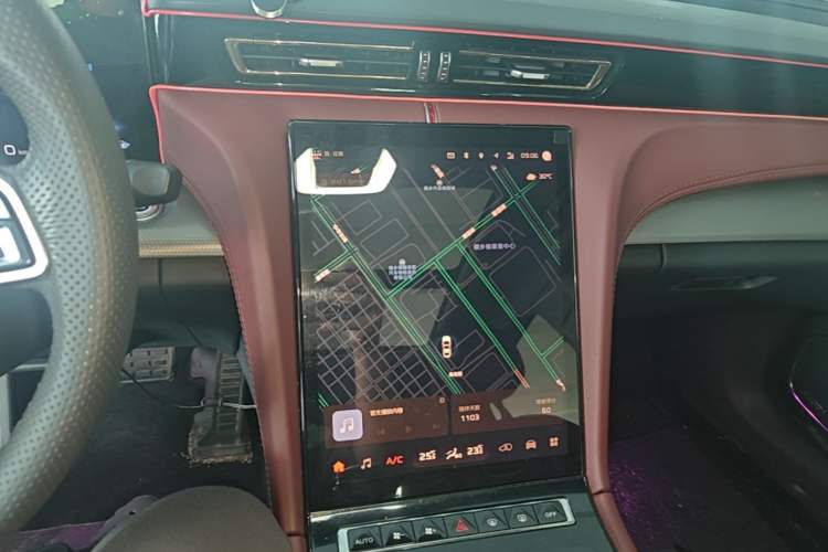 Used Hongqi H5 2023 1.5T HEV Smart Connect Flagship Edition Audio And AC Panel
