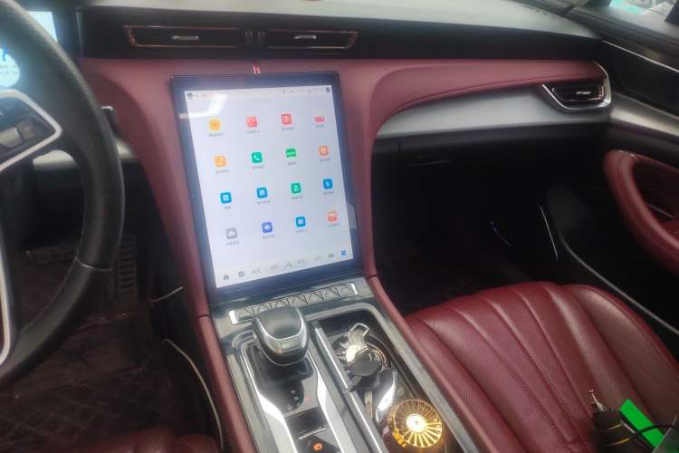 Used Hongqi H5 2023 2.0T Automatic Smart Connect Flagship Edition Audio And AC Panel