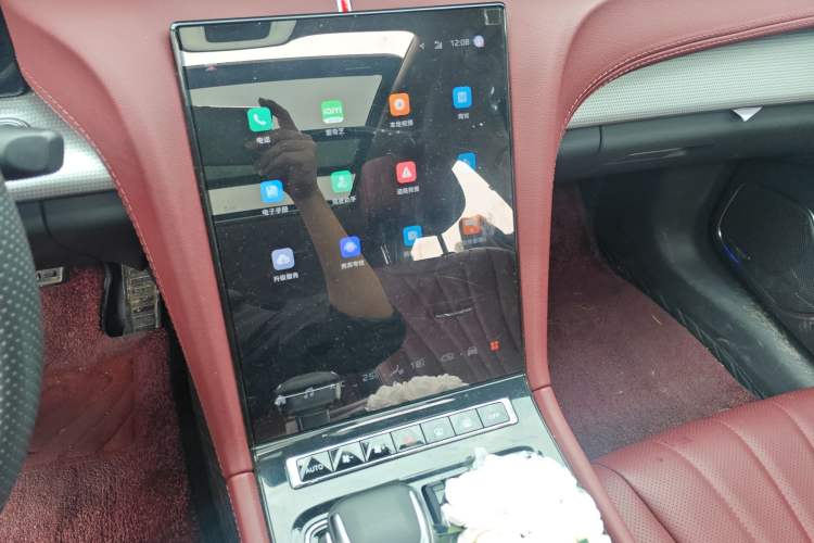 Used Hongqi H5 2023 1.5T DCT Smart Connect Flagship Edition Audio And AC Panel