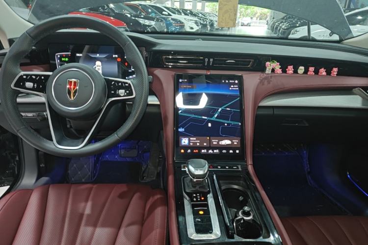 Used Hongqi H5 2023 1.5T DCT Smart Connect Flagship Edition Center Console