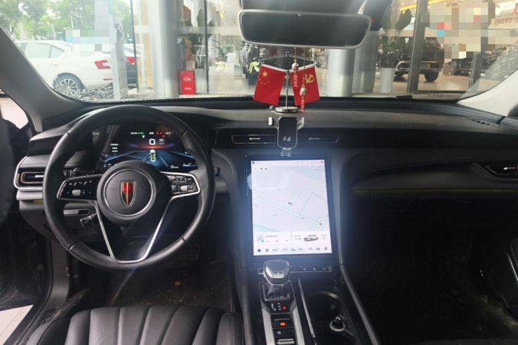 Used Hongqi H5 2023 2.0T Automatic Smart Connect Flagship Edition Center Console