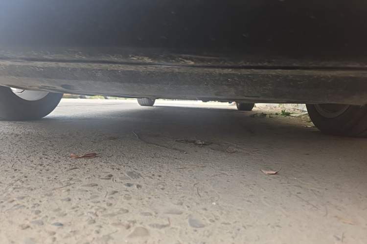 Used Hongqi H5 2023 2.0T Automatic Smart Connect Flagship Edition Chassis Front