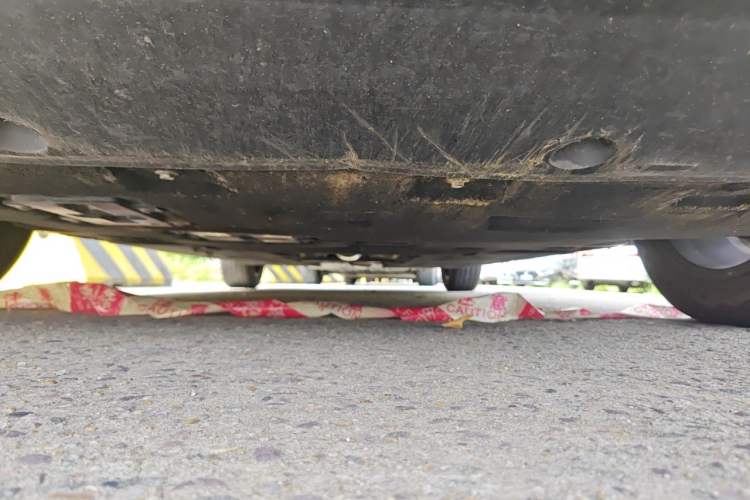Used Hongqi H5 2023 1.5T DCT Smart Connect Flagship Edition Chassis Front