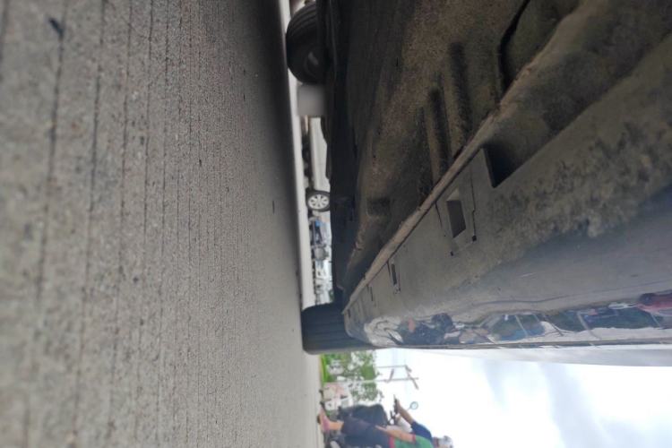 Used Hongqi H5 2023 1.5T DCT Smart Connect Flagship Edition Chassis Front Left