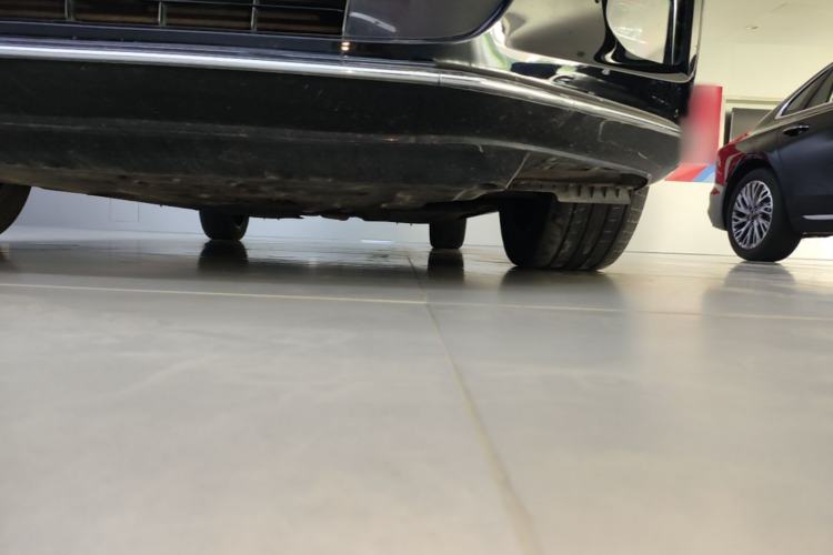 Used Hongqi H5 2023 2.0T Automatic Smart Connect Flagship Edition Chassis Front Left