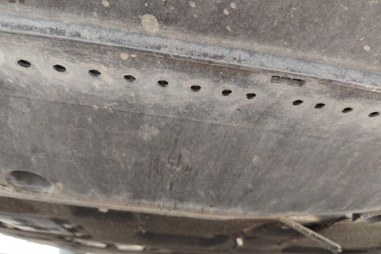 Used Hongqi H5 2023 1.5T DCT Smart Connect Flagship Edition Chassis Front