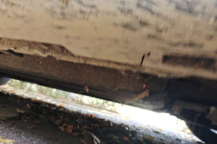 Used Hongqi H5 2023 2.0T Automatic Smart Connect Flagship Edition Chassis Front Right