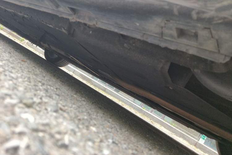 Used Hongqi H5 2023 2.0T Automatic Smart Connect Flagship Edition Chassis Front Right