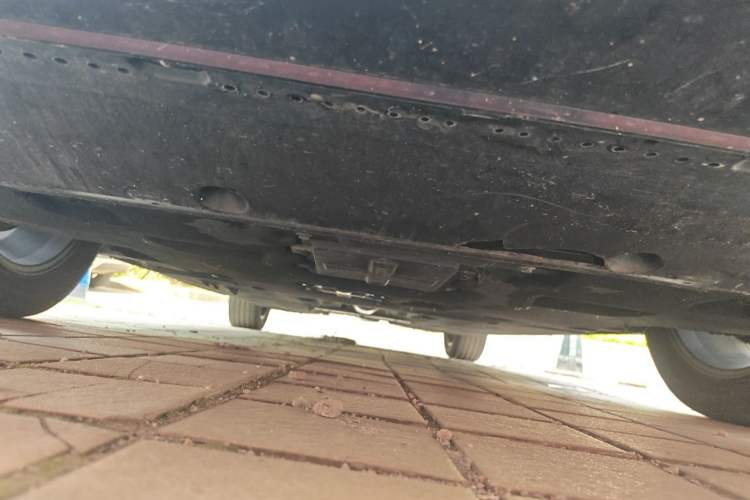 Used Hongqi H5 2023 2.0T Automatic Smart Connect Flagship Edition Chassis Front