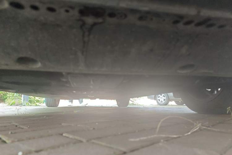 Used Hongqi H5 2023 2.0T Automatic Smart Connect Flagship Edition Chassis Front