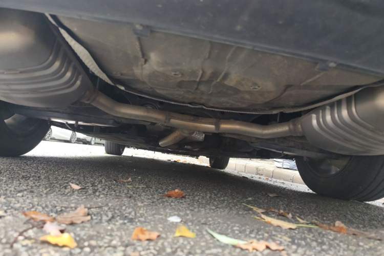 Used Hongqi H5 2023 2.0T Automatic Smart Connect Flagship Edition Chassis Rear