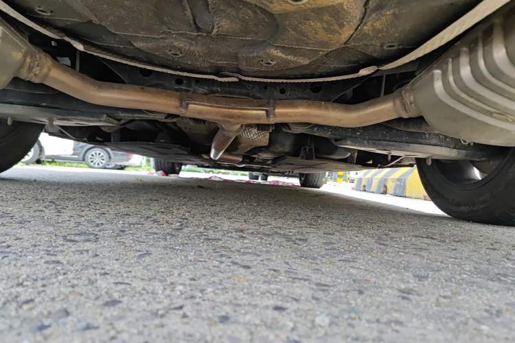 Used Hongqi H5 2023 1.5T DCT Smart Connect Flagship Edition Chassis Rear