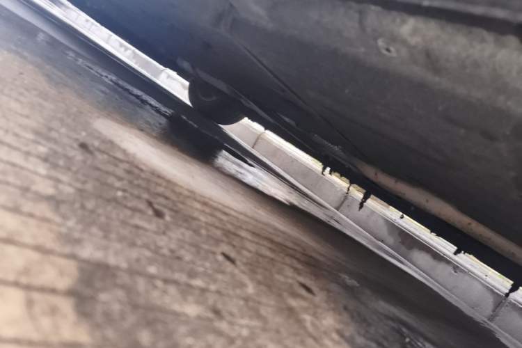 Used Hongqi H5 2023 2.0T Automatic Smart Connect Flagship Edition Chassis Rear Left
