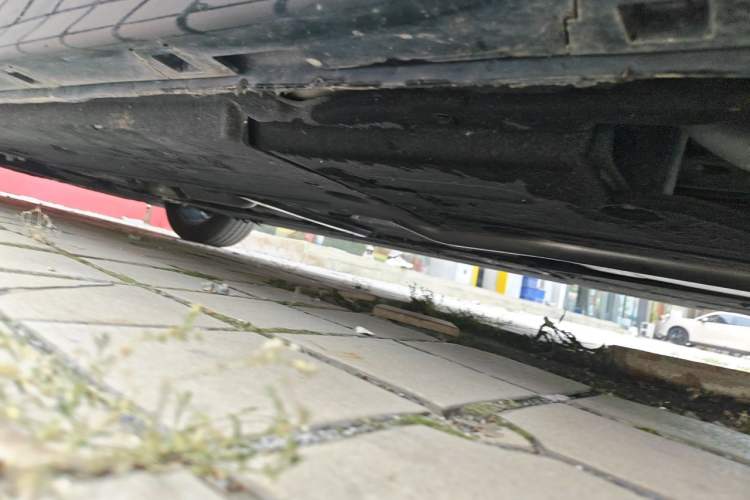 Used Hongqi H5 2023 2.0T Automatic Smart Connect Flagship Edition Chassis Rear Left