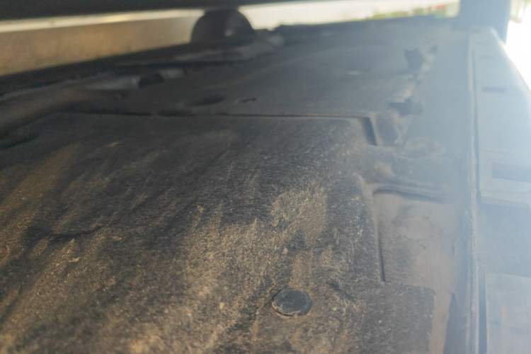 Used Hongqi H5 2023 1.5T DCT Smart Connect Flagship Edition Chassis Rear Left