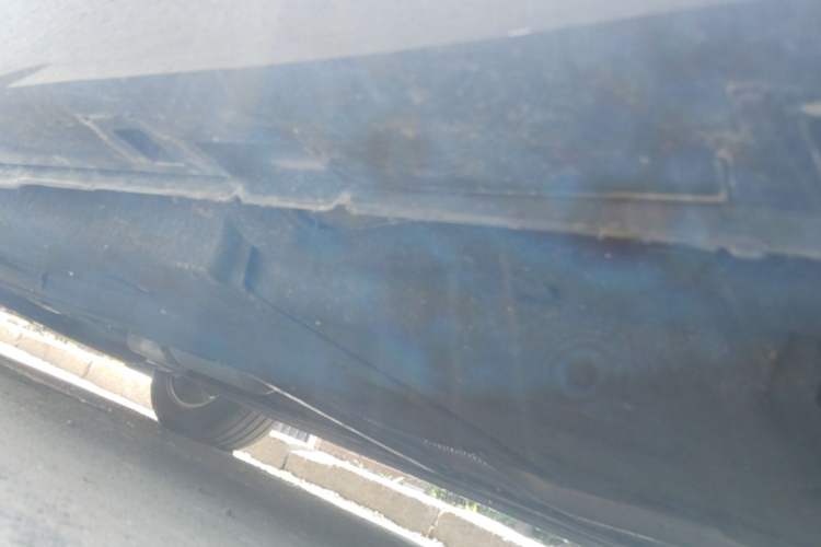 Used Hongqi H5 2023 2.0T Automatic Smart Connect Flagship Edition Chassis Rear Left