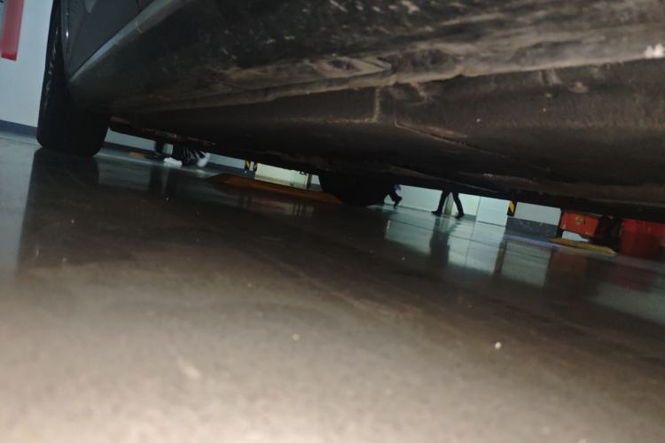 Used Hongqi H5 2023 1.5T DCT Smart Connect Flagship Edition Chassis Rear Left