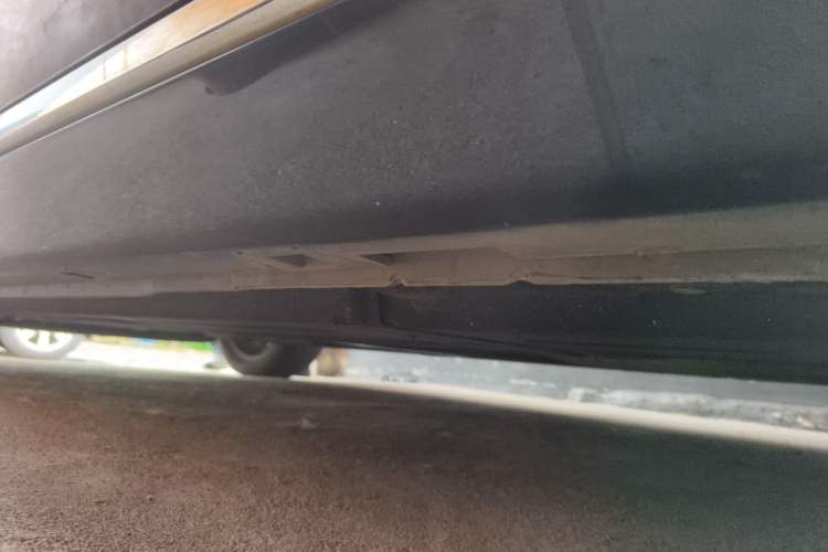 Used Hongqi H5 2023 2.0T Automatic Smart Connect Flagship Edition Chassis Rear Left