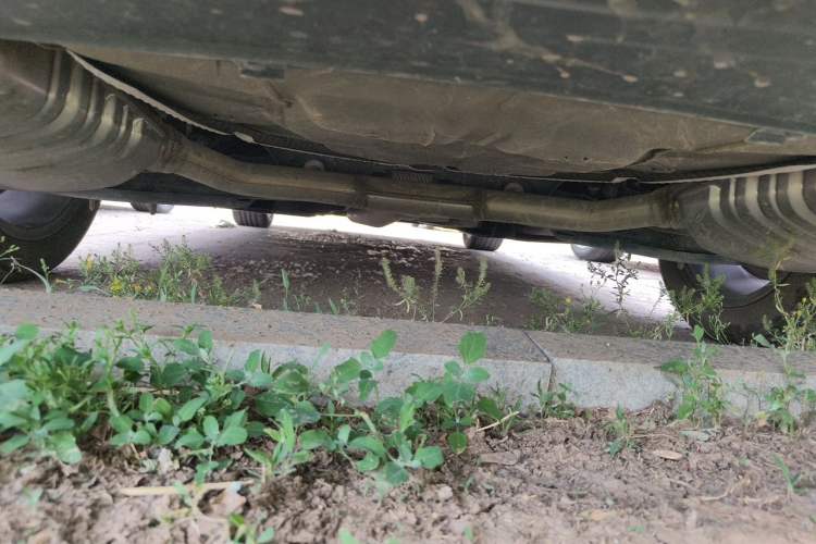 Used Hongqi H5 2023 2.0T Automatic Smart Connect Flagship Edition Chassis Rear