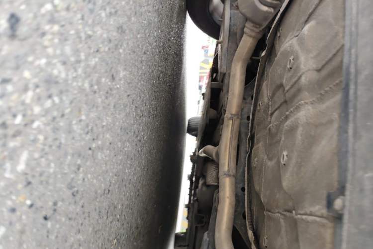 Used Hongqi H5 2023 2.0T Automatic Smart Connect Flagship Edition Chassis Rear
