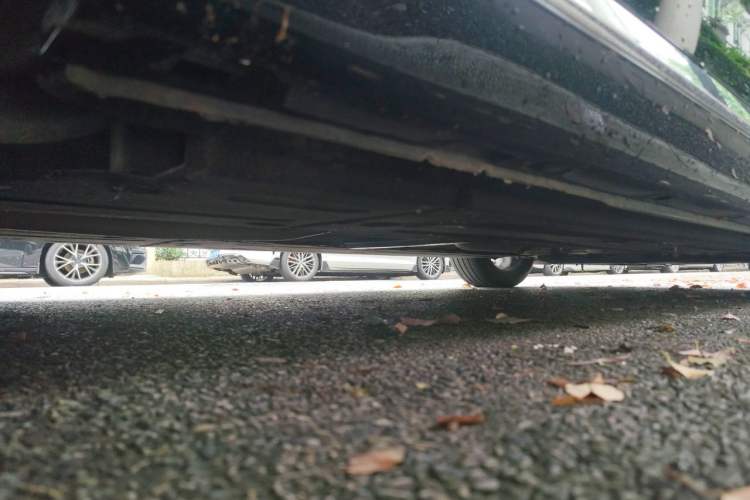 Used Hongqi H5 2023 2.0T Automatic Smart Connect Flagship Edition Chassis Rear Right