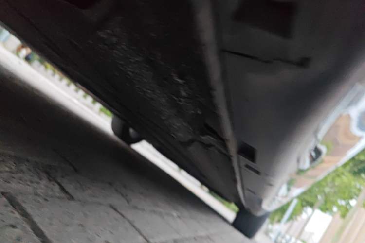 Used Hongqi H5 2023 2.0T Automatic Smart Connect Flagship Edition Chassis Rear Right