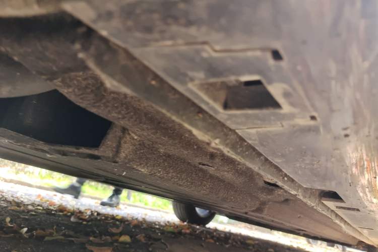 Used Hongqi H5 2023 2.0T Automatic Smart Connect Flagship Edition Chassis Rear Right