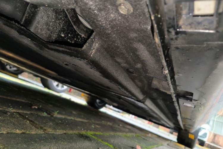 Used Hongqi H5 2023 1.5T DCT Smart Connect Flagship Edition Chassis Rear Right