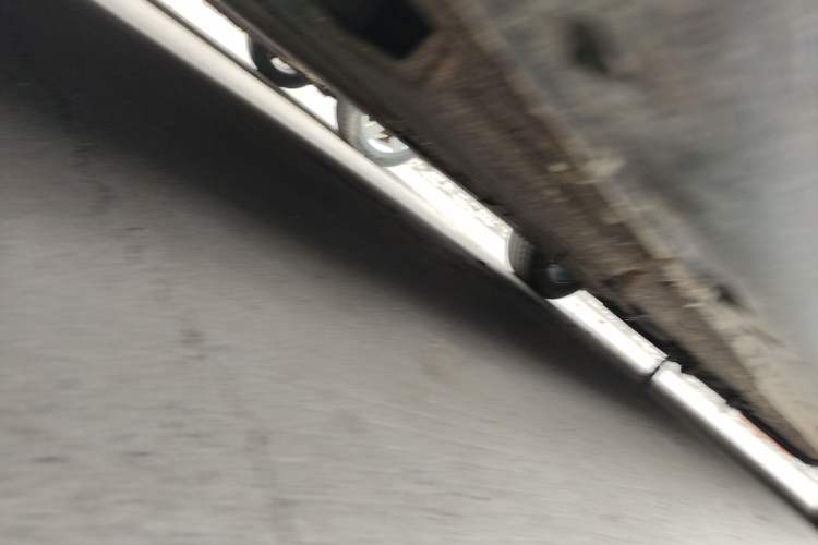 Used Hongqi H5 2023 1.5T DCT Smart Connect Flagship Edition Chassis Rear Right