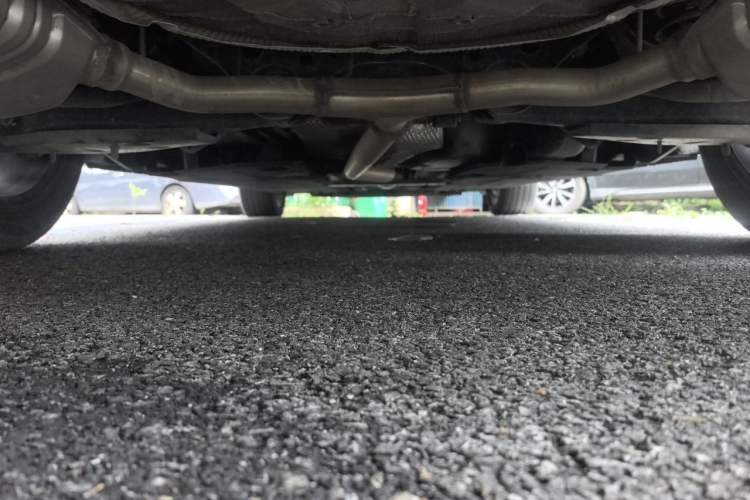 Used Hongqi H5 2023 2.0T Automatic Smart Connect Flagship Edition Chassis Rear