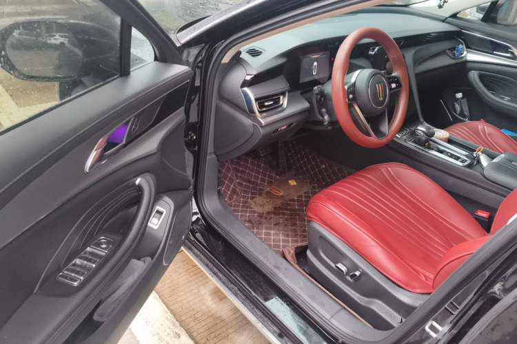 Used Hongqi H5 2023 2.0T Automatic Smart Connect Flagship Edition Driver Seat