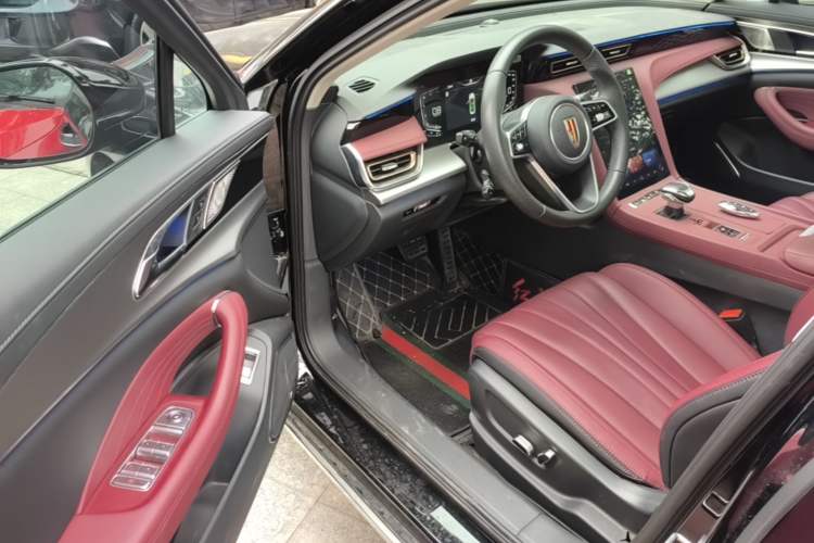 Used Hongqi H5 2023 2.0T Automatic Smart Connect Flagship Edition Driver Seat