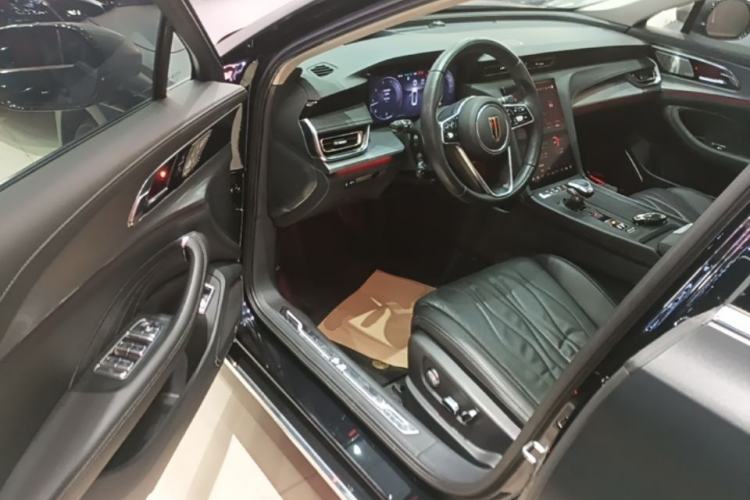 Used Hongqi H5 2023 2.0T Automatic Smart Connect Flagship Edition Driver Seat