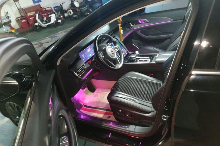 Used Hongqi H5 2023 2.0T Automatic Smart Connect Flagship Edition Driver Seat