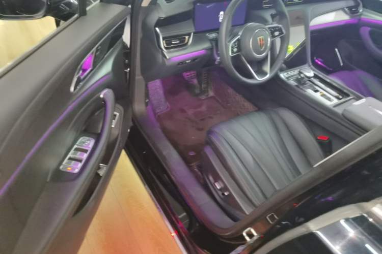 Used Hongqi H5 2023 1.5T DCT Smart Connect Flagship Edition Driver Seat