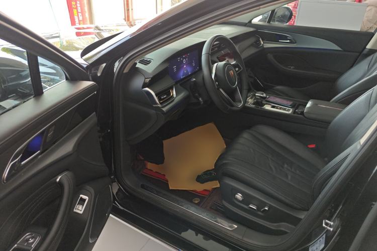 Used Hongqi H5 2023 2.0T Automatic Smart Connect Flagship Edition Driver Seat