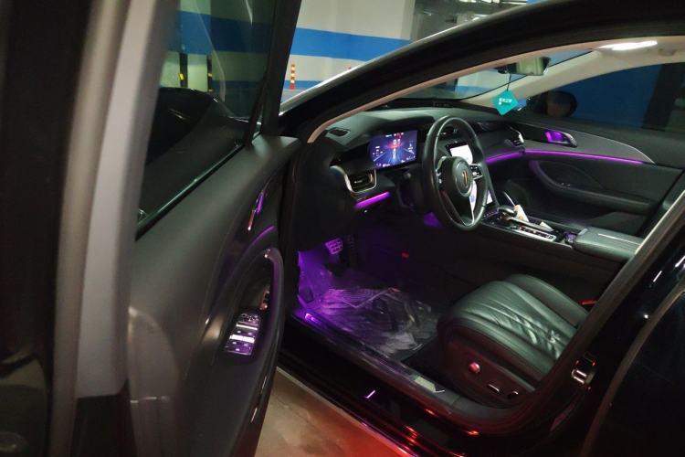 Used Hongqi H5 2023 2.0T Automatic Smart Connect Flagship Edition Driver Seat