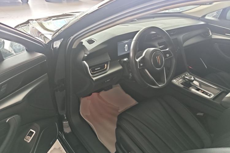 Used Hongqi H5 2023 2.0T Automatic Smart Connect Flagship Edition Driver Seat