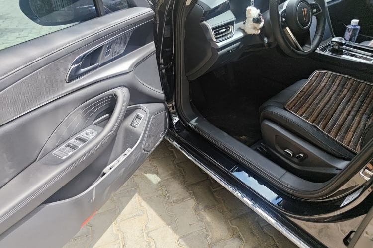 Used Hongqi H5 2023 1.5T DCT Smart Connect Flagship Edition Driver Seat