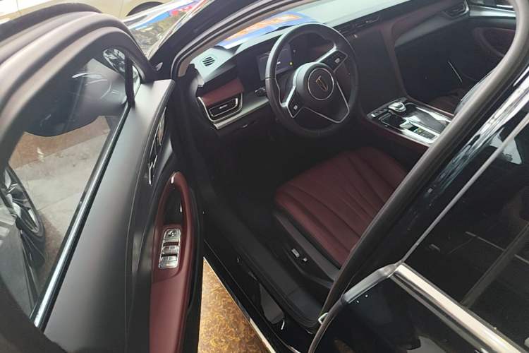 Used Hongqi H5 2023 1.5T DCT Smart Connect Flagship Edition Driver Seat