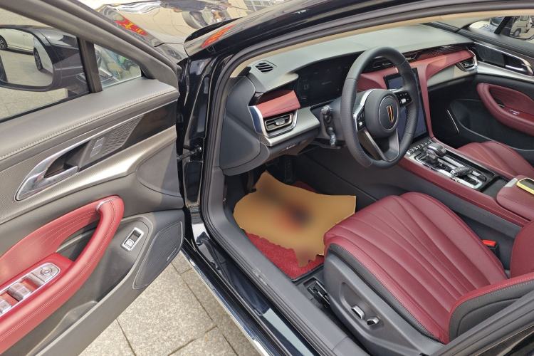 Used Hongqi H5 2023 1.5T DCT Smart Connect Flagship Edition Driver Seat