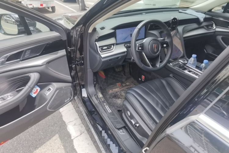 Used Hongqi H5 2023 2.0T Automatic Smart Connect Flagship Edition Driver Seat