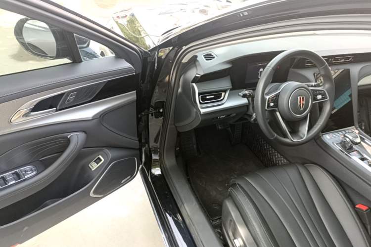 Used Hongqi H5 2023 1.5T DCT Smart Connect Flagship Edition Driver Seat