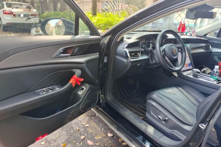 Used Hongqi H5 2023 2.0T Automatic Smart Connect Flagship Edition Driver Seat
