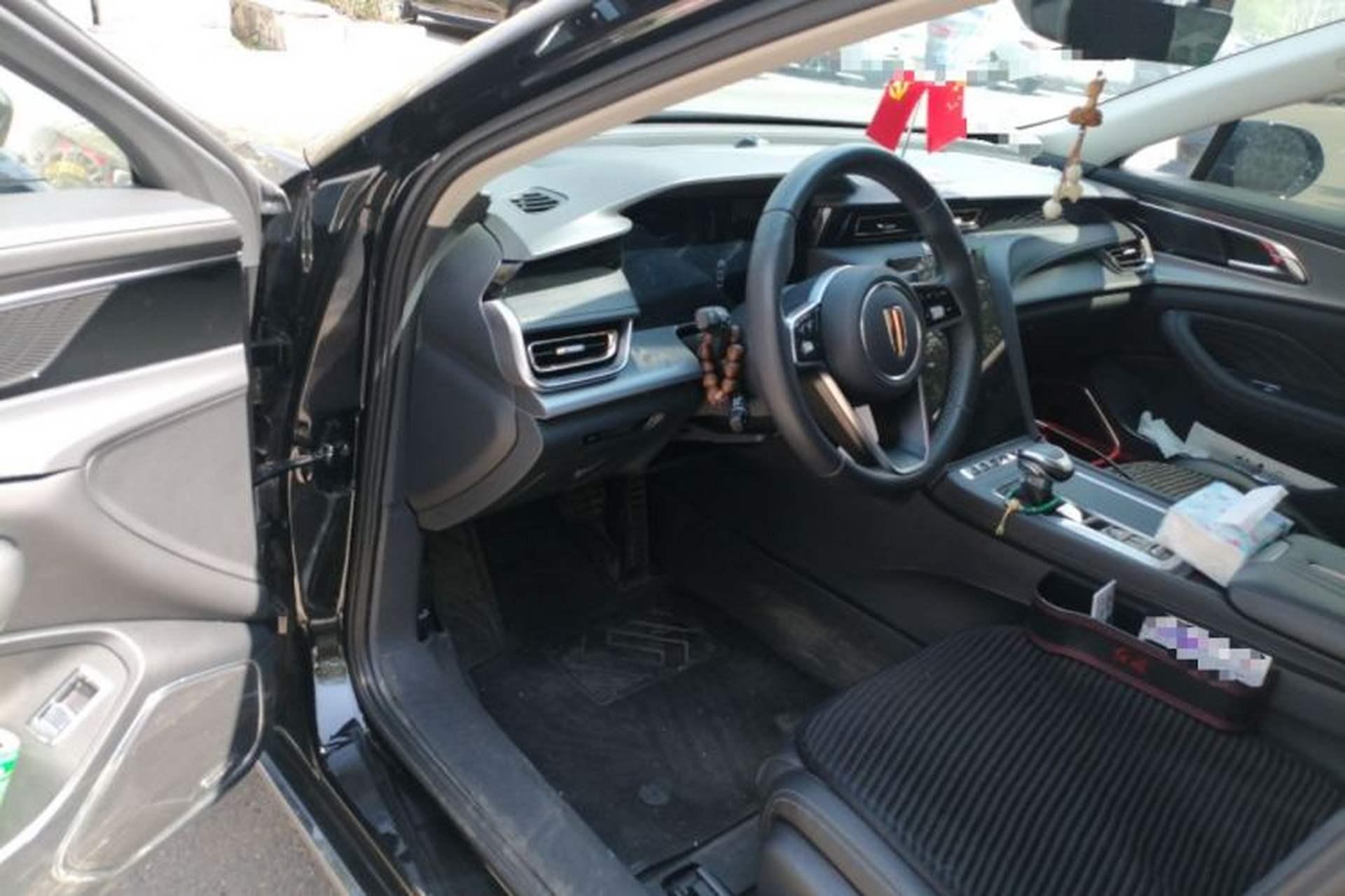Used Hongqi H5 2023 2.0T Automatic Smart Connect Flagship Edition Driver Seat