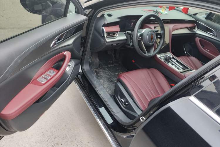 Used Hongqi H5 2023 1.5T DCT Smart Connect Flagship Edition Driver Seat