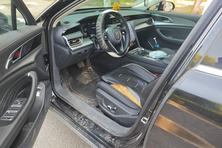 Used Hongqi H5 2023 1.5T DCT Smart Connect Flagship Edition Driver Seat